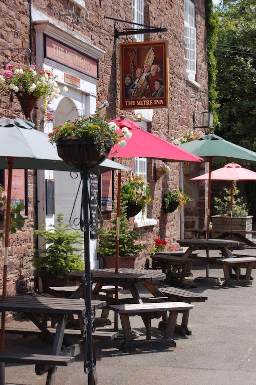 The Mitre Inn Witheridge Buitenkant foto