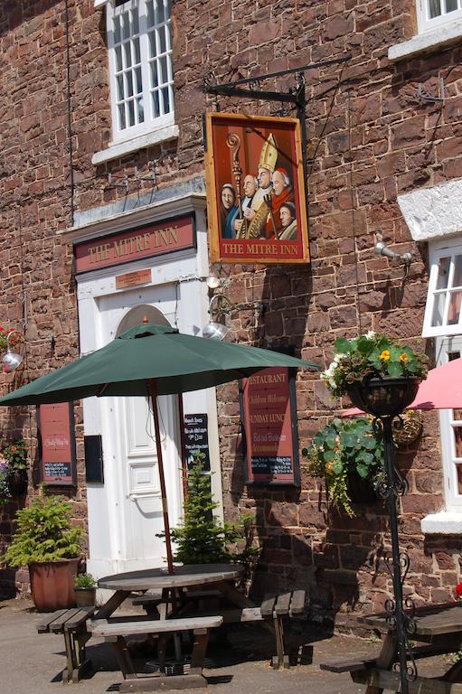 The Mitre Inn Witheridge Buitenkant foto